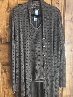 Jones of New York knit top with matching knit duster coat
